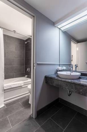 Imagen de la habitación del Hotel Le Grand Lodge Mont Tremblant. Foto 10