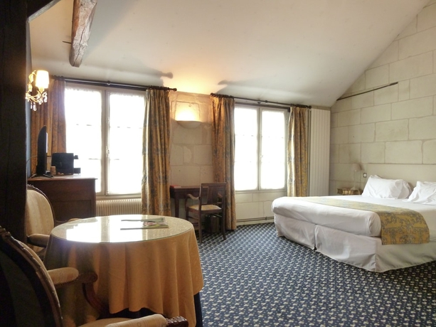 Imagen de la habitación del Hotel Le Grand Monarque, Azay Le Rideau. Foto 11