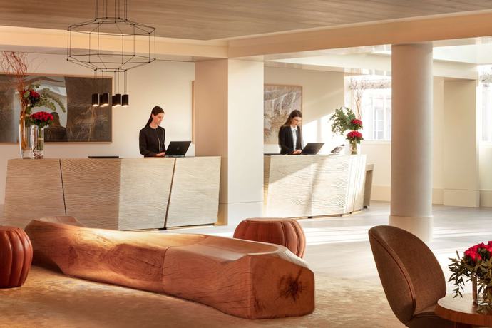 Imagen de los interiores del Hotel Le Grand Pavillon Chantilly. Foto 20