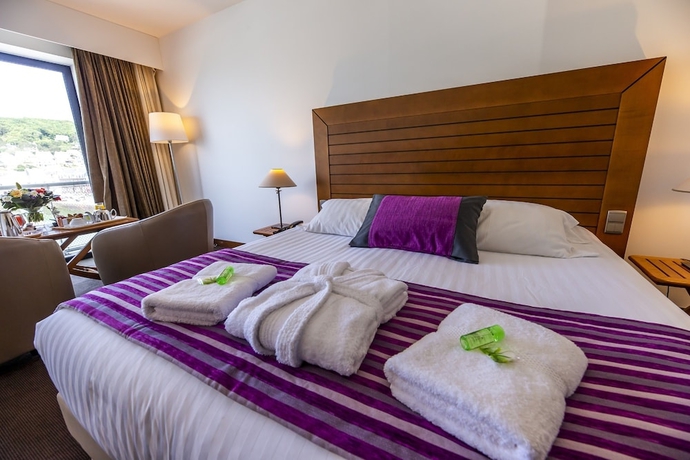 Imagen de la habitación del Hotel Le Grand Pavois, Fecamp. Foto 6