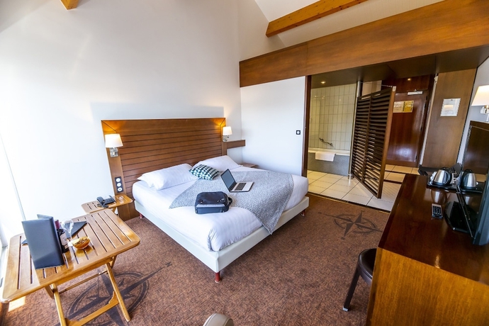 Imagen de la habitación del Hotel Le Grand Pavois, Fecamp. Foto 15