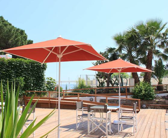 Imagen general del Hotel Le Grand Pavois, LE LAVANDOU. Foto 1