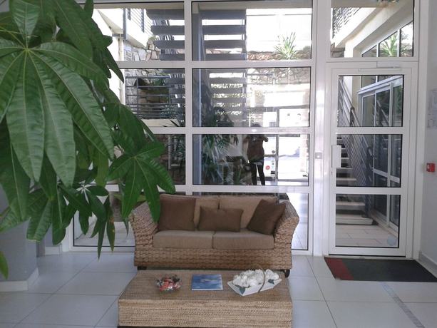 Imagen del bar/restaurante del Hotel Le Grand Pavois, LE LAVANDOU. Foto 2