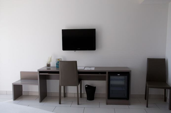 Imagen de la habitación del Hotel Le Grand Pavois, LE LAVANDOU. Foto 7