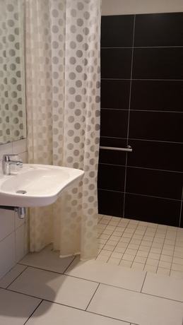 Imagen de la habitación del Hotel Le Grand Pavois, LE LAVANDOU. Foto 8