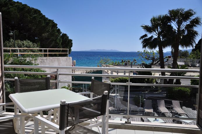 Imagen de la habitación del Hotel Le Grand Pavois, LE LAVANDOU. Foto 13