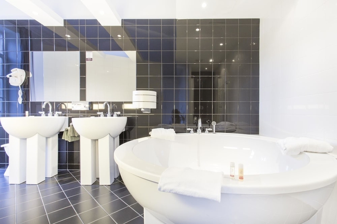 Imagen de la habitación del Hotel Le Grand, Plombi&egrave;res-les-Bains. Foto 9