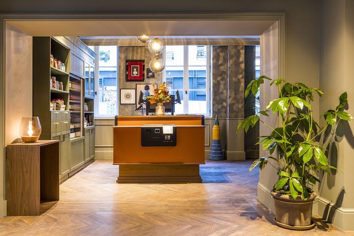 Imagen de los interiores del Hotel Le Grand Quartier. Foto 19