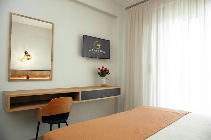 Imagen de la habitación del Hotel Le Grand Reve Apartments And Luxury Suites. Foto 8