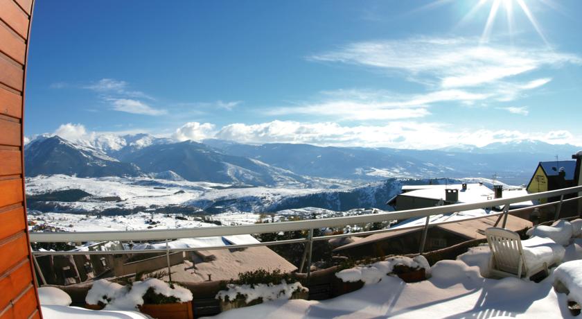 Imagen general del Hotel Le Grand Tetras. Foto 10