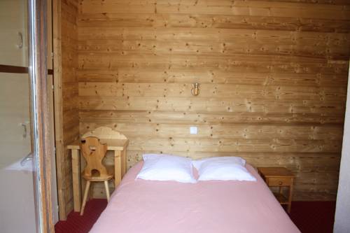 Imagen de la habitación del Hotel Le Grand Tetras, Morzine. Foto 14