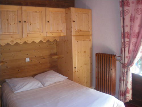 Imagen de la habitación del Hotel Le Grand Tetras, Morzine. Foto 16