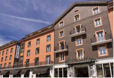 Imagen de los exteriores del Hotel Le Grand and Spa Et Son Chalet. Foto 5