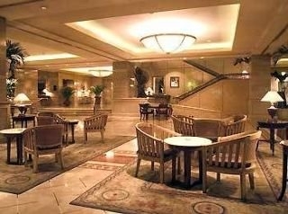 Imagen del bar/restaurante del Hotel Le Green Tondano. Foto 13