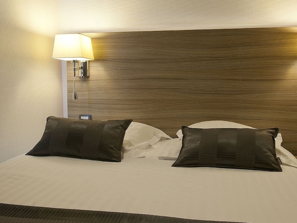 Imagen de la habitación del Hotel Le Grillon, Estrasburgo. Foto 3