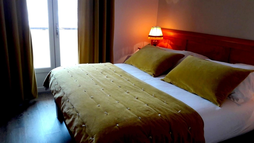 Imagen de la habitación del Hotel Le Griou. Foto 9