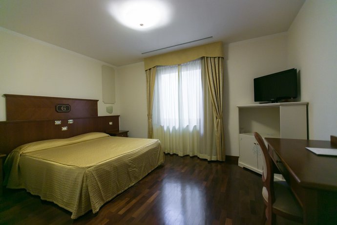 Imagen de la habitación del Hotel Le Grotte. Foto 6