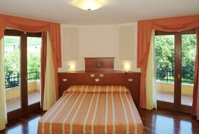 Imagen de la habitación del Hotel Le Grotte. Foto 11