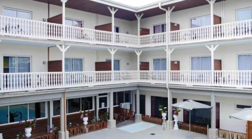 Imagen de los exteriores del Hotel Le Guyane H&ocirc;tel. Foto 16
