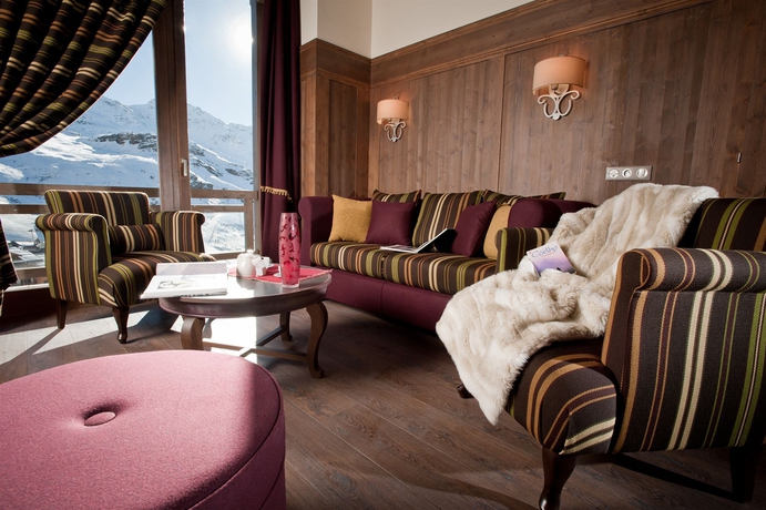 Imagen de los interiores del Hotel Le Hameau Du Kashmir, Val Thorens. Foto 14
