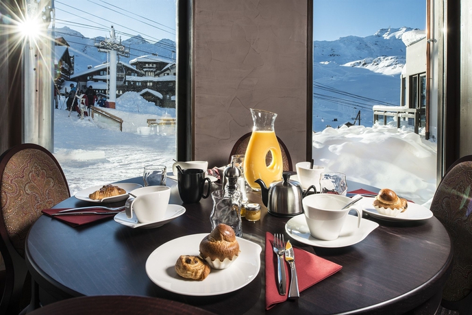 Imagen del bar/restaurante del Hotel Le Hameau Du Kashmir, Val Thorens. Foto 6