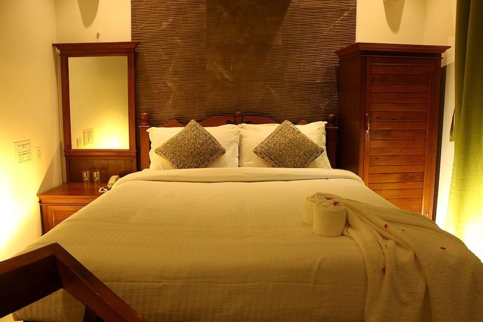 Imagen de la habitación del Hotel Le Holiday Inn. Foto 5