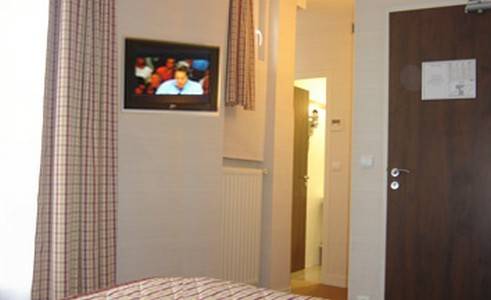Imagen de la habitación del Hotel Le Home, Vincennes. Foto 11