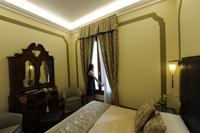 Imagen de la habitación del Hotel Le Isole. Foto 5