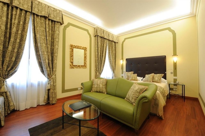 Imagen de los interiores del Hotel Le Isole. Foto 14