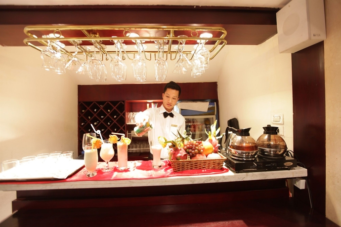 Imagen del bar/restaurante del Hotel Le Jardin Haute Couture. Foto 2