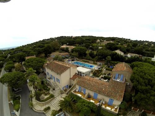 Imagen general del Hotel Le Jas Neuf. Foto 7