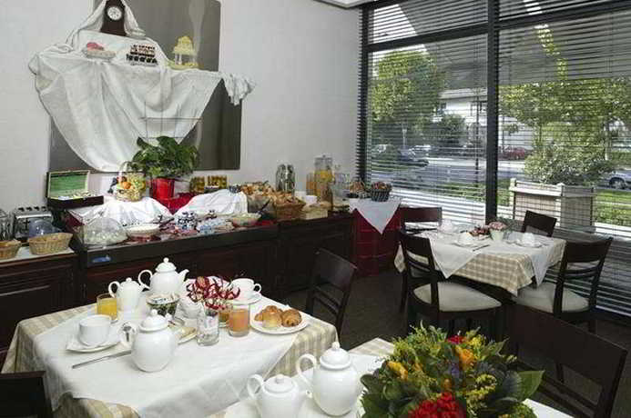 Imagen del bar/restaurante del Hotel Le Jean - S&eacute;bastien Bach. Foto 3