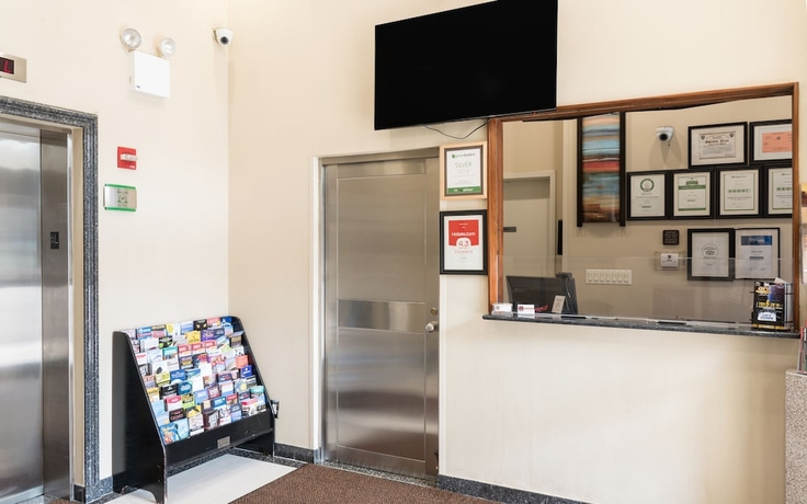 Imagen de los interiores del Hotel Le Jolie. Foto 19