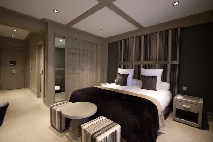 Imagen de la habitación del Hotel Le K2 Djola. Foto 17