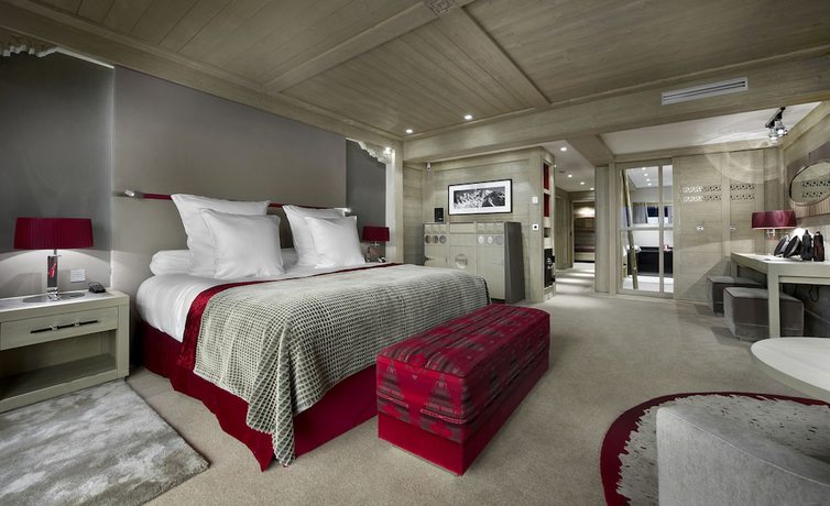Imagen de la habitación del Hotel Le K2 Palace. Foto 3