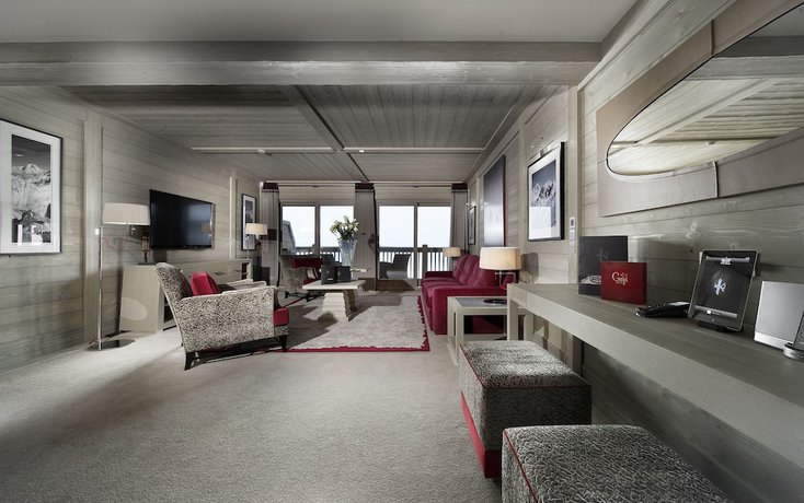 Imagen de la habitación del Hotel Le K2 Palace. Foto 7