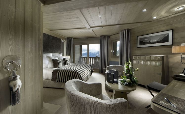 Imagen de la habitación del Hotel Le K2 Palace. Foto 12