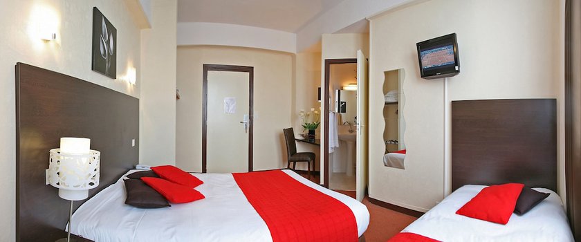 Imagen de la habitación del Hotel Le Keroman. Foto 17