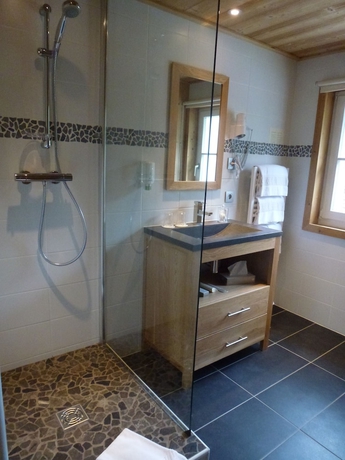 Imagen de la habitación del Hotel Le Labrador. Foto 19