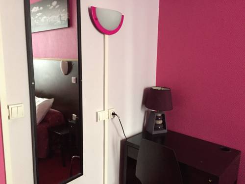 Imagen de la habitación del Hotel Le Lampika. Foto 5