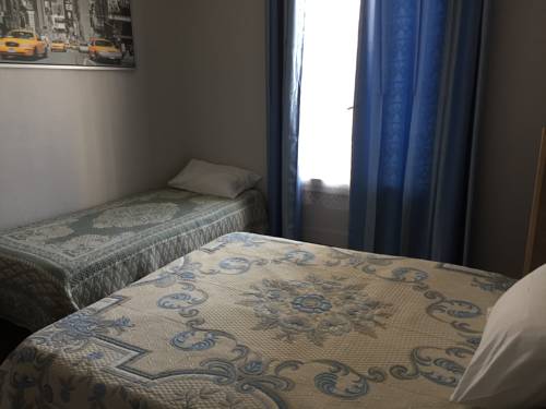 Imagen de la habitación del Hotel Le Lampika. Foto 13