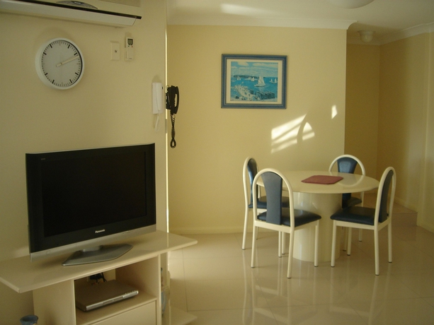 Imagen de la habitación del Hotel Le Lavandou Holiday Apartments. Foto 2