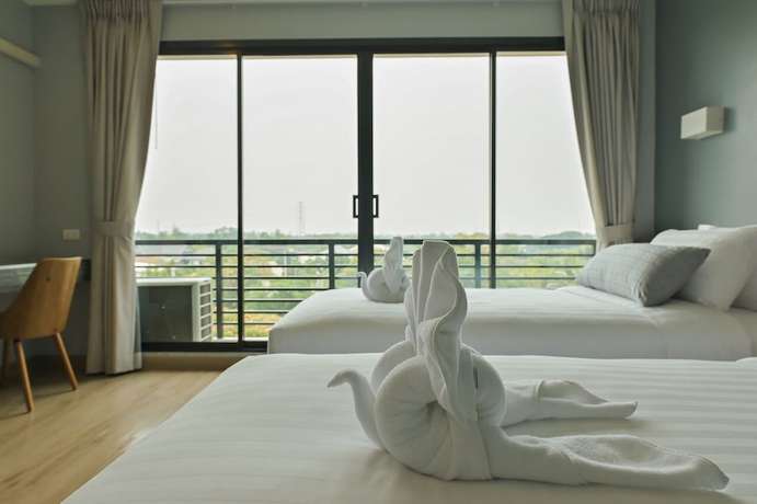 Imagen de la habitación del Hotel Le Lert Ratchaburi. Foto 13