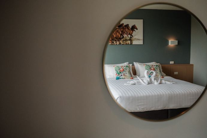 Imagen de la habitación del Hotel Le Lert Ratchaburi. Foto 16