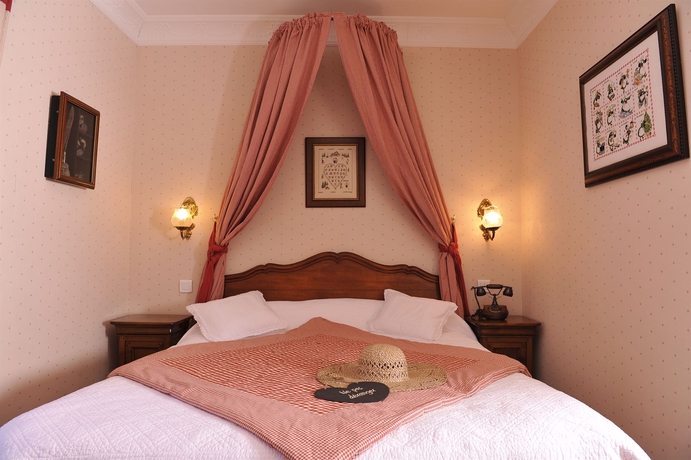 Imagen de la habitación del Hotel Le Lion D'or, Cauterets. Foto 5