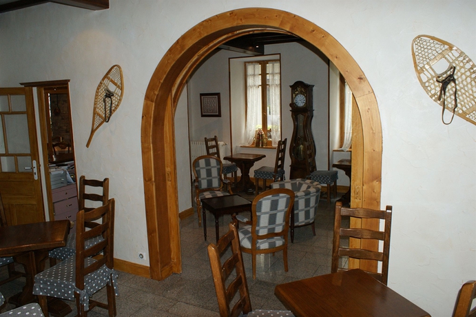 Imagen del bar/restaurante del Hotel Le Lion D'or. Foto 1