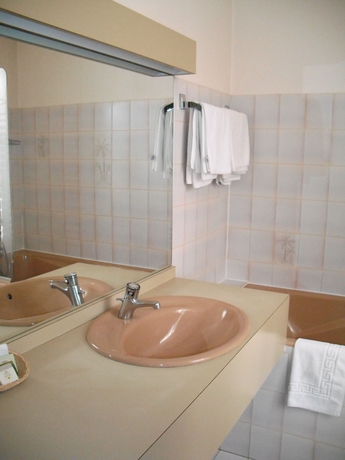 Imagen de la habitación del Hotel Le Lion D'or, Gramat. Foto 17