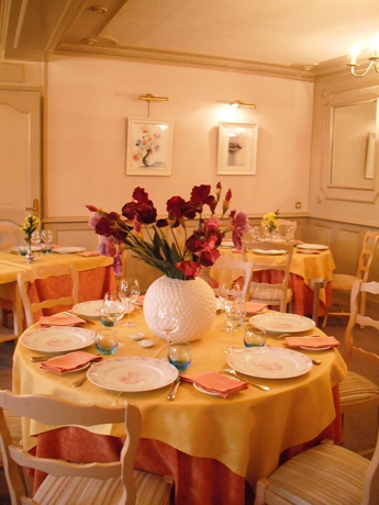 Imagen del bar/restaurante del Hotel Le Lion D'or, Gramat. Foto 2