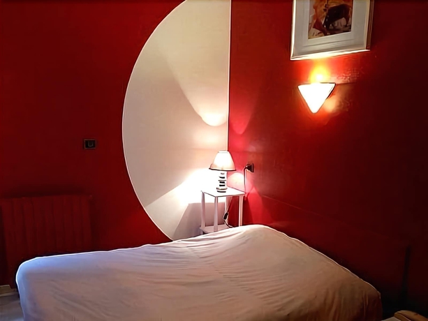 Imagen de la habitación del Hotel Le Lion D'or, Marmande. Foto 7