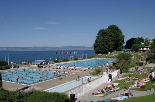 Imagen general del Hotel Le Littoral, Evian Les Bains. Foto 2